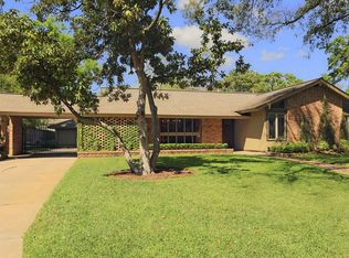 7522 Briar Rose Dr, Houston, TX 77063
