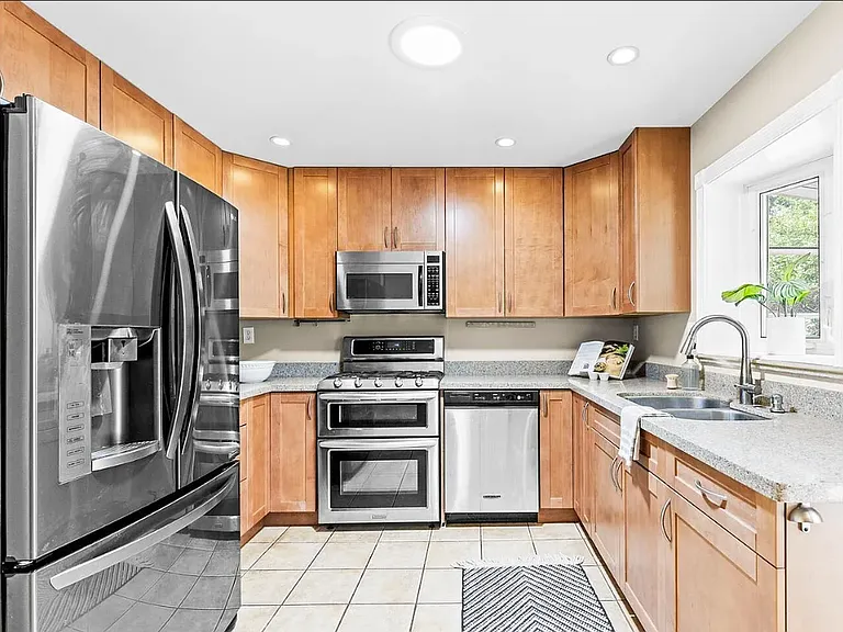 3471 S Elm St — Photo 11