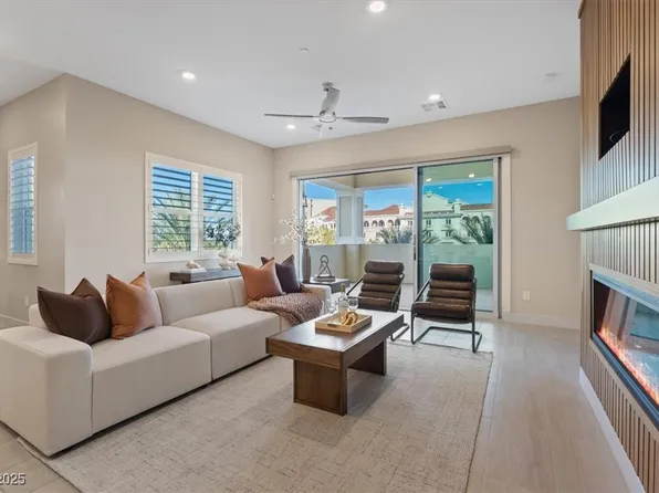 120 Los Cabos Dr Unit 301, Las Vegas, NV 89144