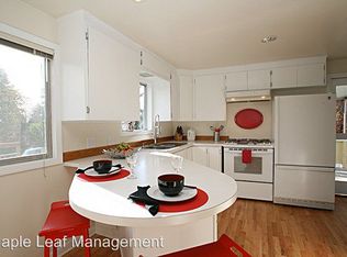 206 NE 120th St, Seattle, WA 98125