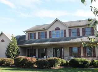 13 Blue Jay Dr, Bloomsburg, PA 17815