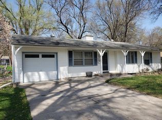 10306 W 88th Ter, Overland Park, KS 66214