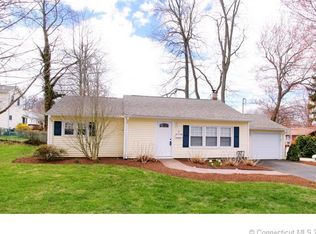 18 Yale Ave, Milford, CT 06460