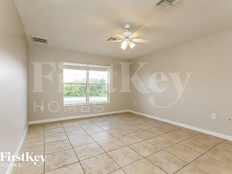 618 Chavers St E — Photo 8