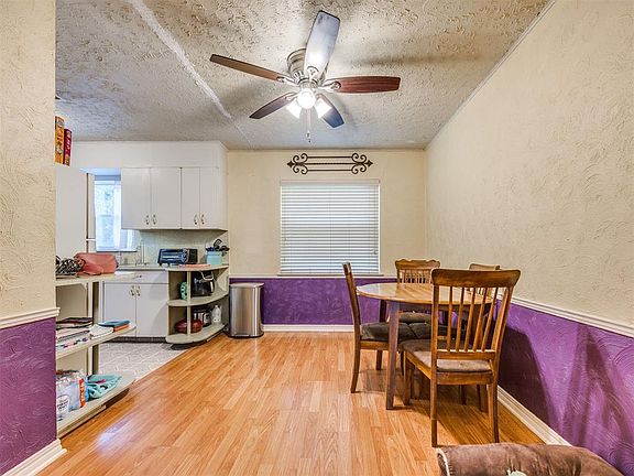 3rd image of 1821 Churchill Way
