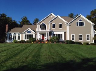 62 Farmside Dr, Pembroke, MA 02359