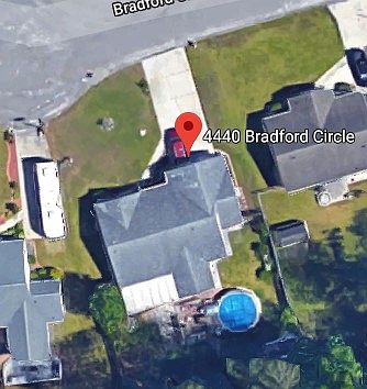 2nd image of 4440 Bradford Cir