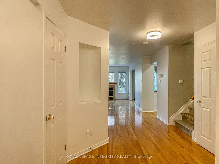 172 Gray Cres — Photo 13