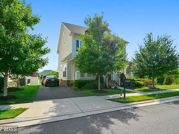 2nd image of 23381 Gardenwalk Dr
