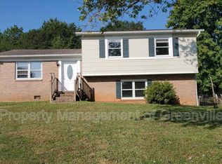 102 Knight Pl, Piedmont, SC 29673