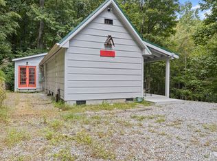 242 Reedy Ridge Rd, Hendersonville, NC 28792