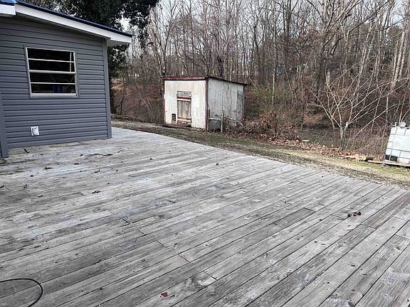 5th image of 440 Bensontown Dr