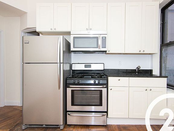 5th image of 30-84 34th St #3B