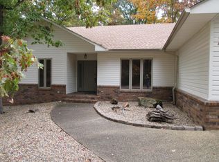 21 Ampolla Ln, Hot Springs, AR 71909