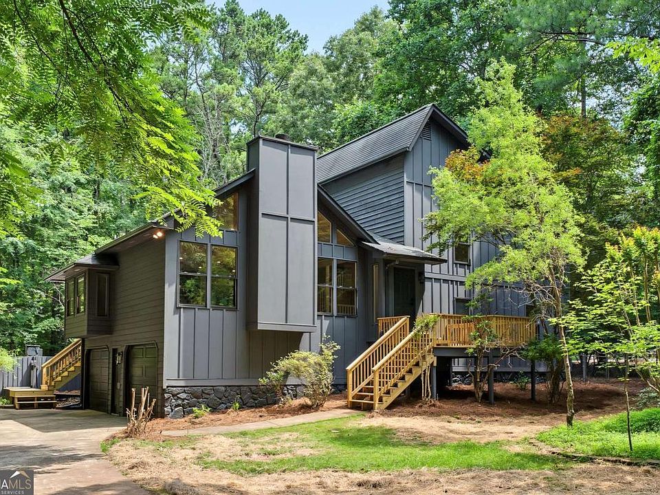 1st image of 120 Emerald Cove Dr