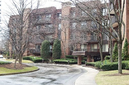 1st image of 1175 Lake Cook Rd APT 502W