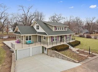 535 W Elm St, Olathe, KS 66061