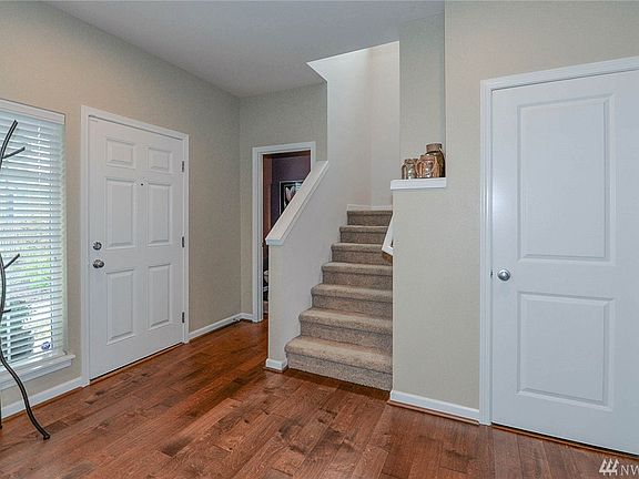 3rd image of 4322 29th Dr Se