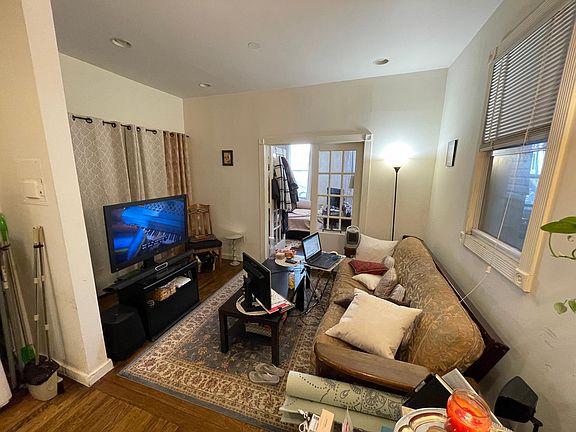 5th image of 29 Westervelt Pl