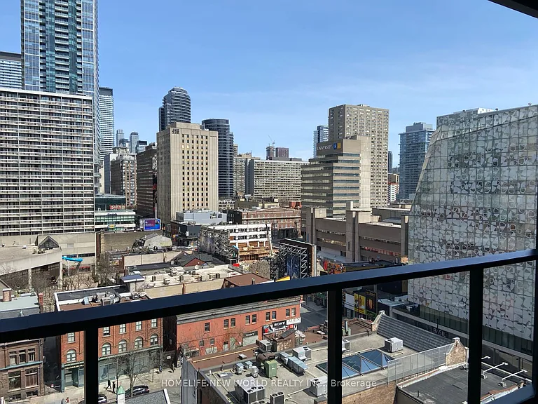 20 Edward St #902 — Photo 9
