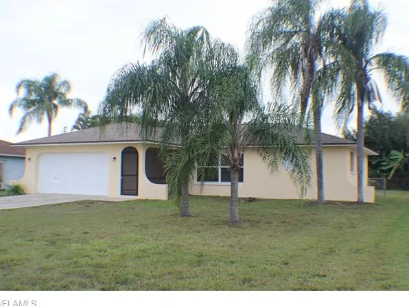 1224 SE 22nd Pl, Cape Coral, FL 33990