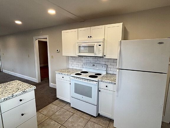 5th image of 541 W Water St