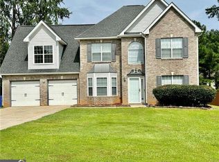 5097 Winding Glen Dr, Lithonia, GA 30038