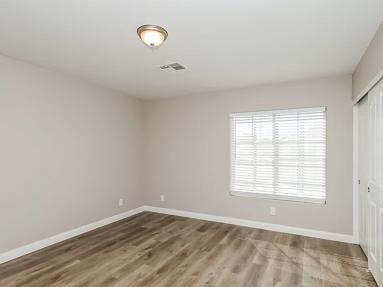 1890 Bocale Ct — Photo 13