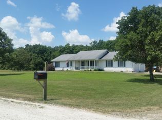 3887 Tall Oaks Dr, Bland, MO 65014