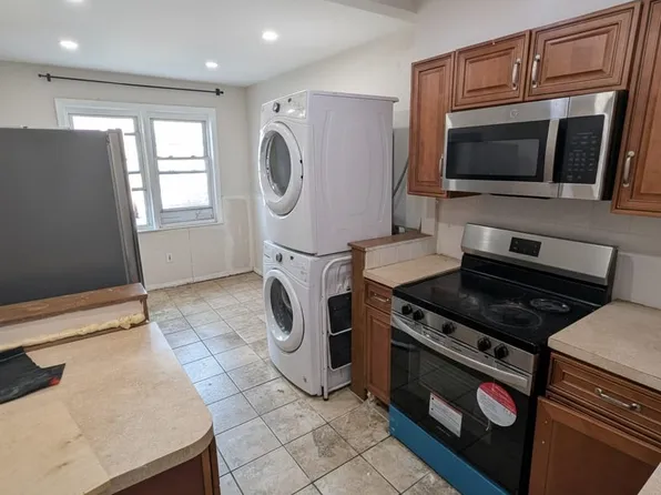 140-19 182nd Street image 1 of 5