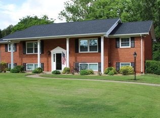 204 Pepper Ln, Paducah, KY 42001