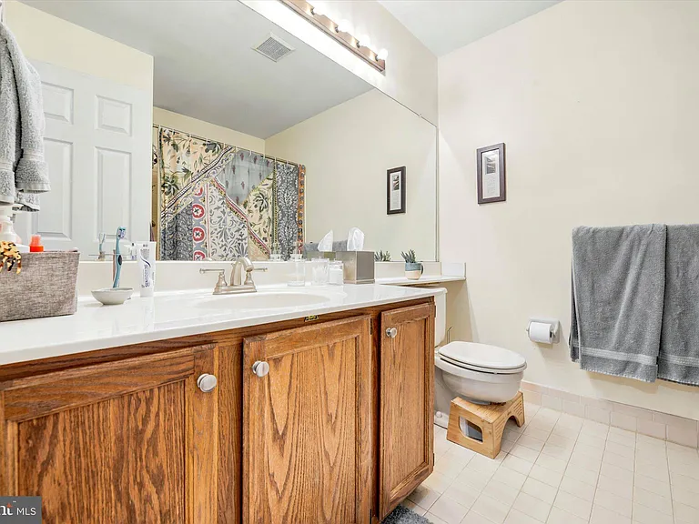 158 Mansion House Dr — Photo 18