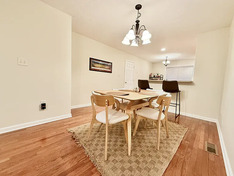 2045 N Economy Rd — Photo 17