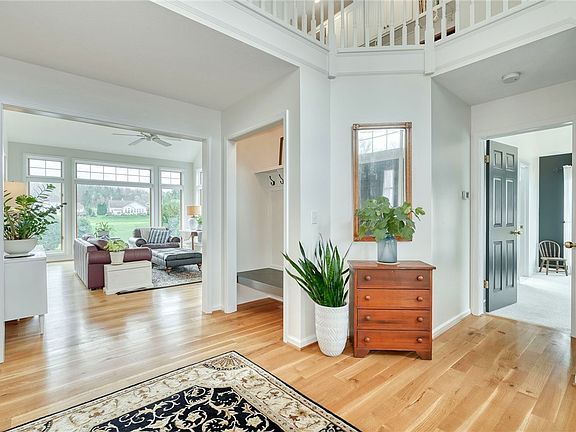 5th image of 3442 Woodlands Cir