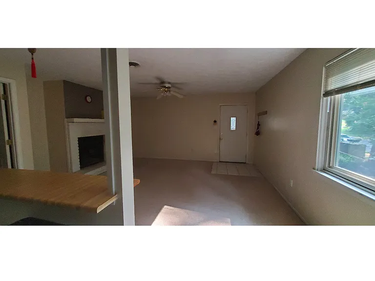 1012 Sweetwater Cir #1012 — Photo 5