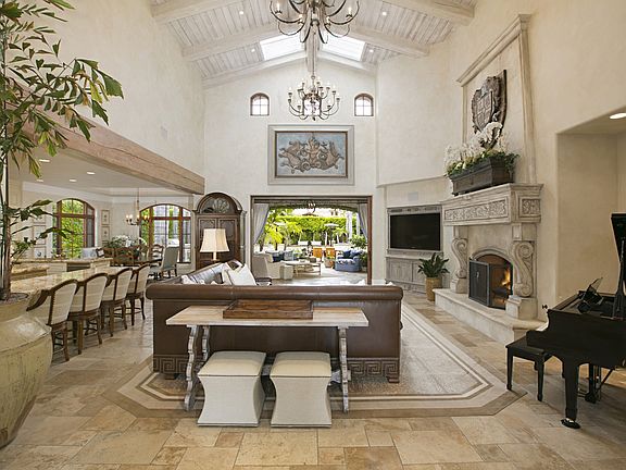 3rd image of 14133 Rancho Tierra Trl