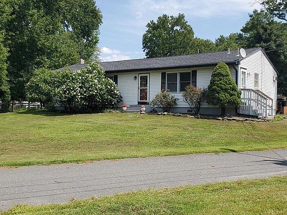 3rd image of 2328 Monmouth Rd