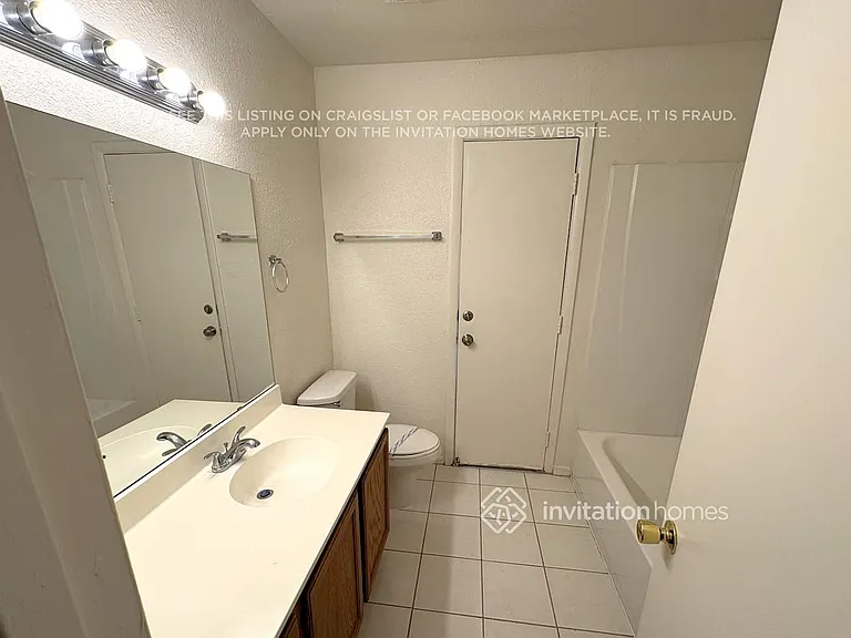7748 W Cherry Hills Dr — Photo 16