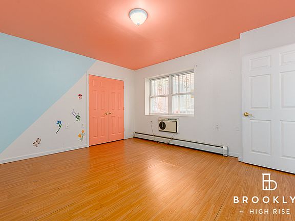 5th image of 18 Buffalo Ave APT 1