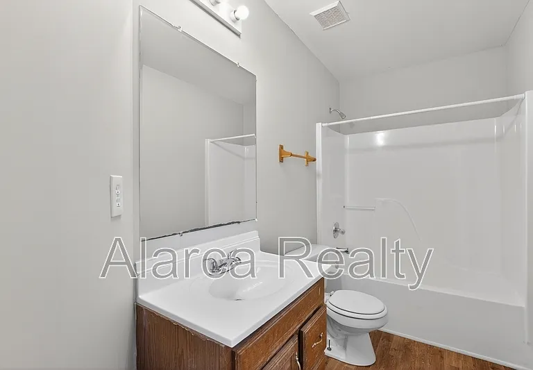 5620 Ilford St #5620 — Photo 16