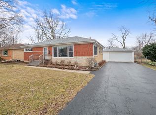 1007 Wakeman Ave, Wheaton, IL 60187