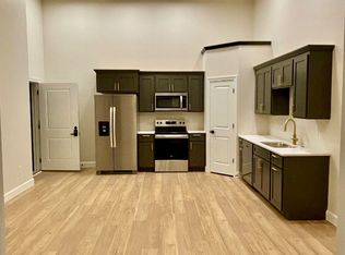 309 6th St APT 106, Burlington, IA 52601