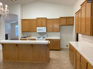 11806 Damask St, Bakersfield, CA