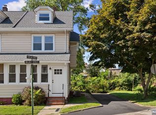 20 Walnut St, Pompton Lakes, NJ 07442