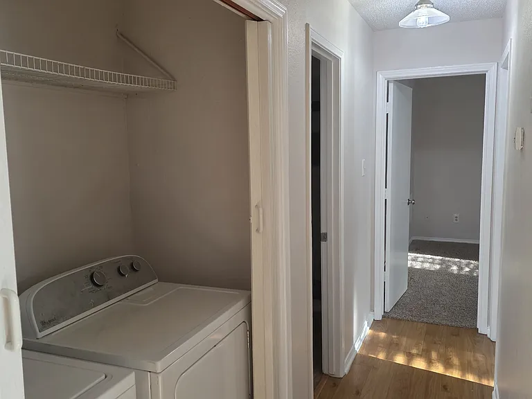 1745 Dynasty Cir — Photo 8