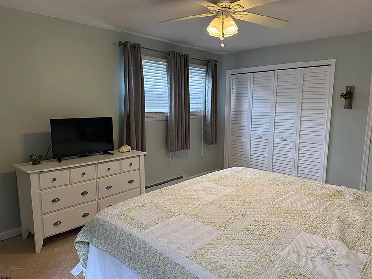 14 N Sacramento Ave #B1 — Photo 13