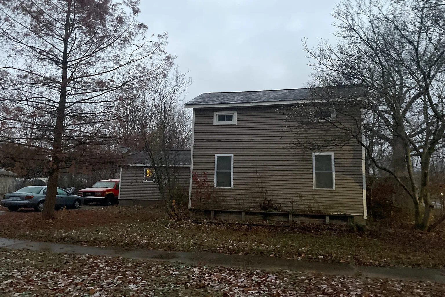 124 S Hooker Ave photo 1