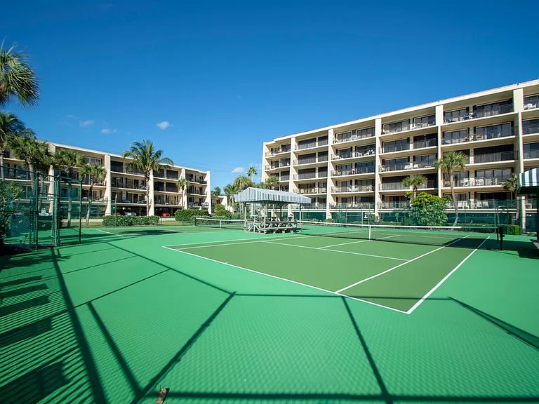3939 Ocean Dr #401B — Photo 29