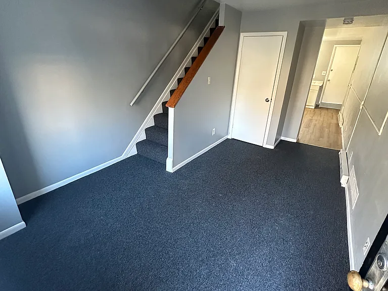 1146 Shields Pl — Photo 9