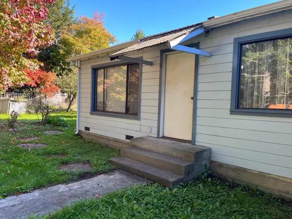 7680 Myrtle Ave, Eureka, CA 95503